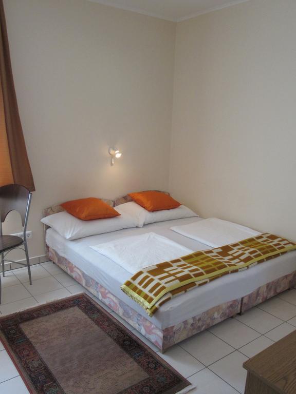 באלאטונפורד Suele Apartments & Rooms מראה חיצוני תמונה