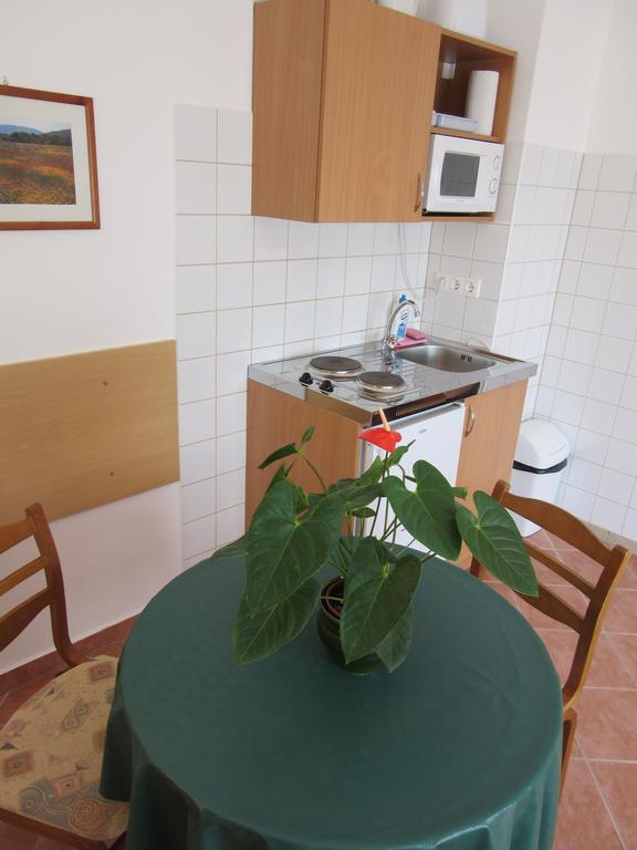 באלאטונפורד Suele Apartments & Rooms חדר תמונה